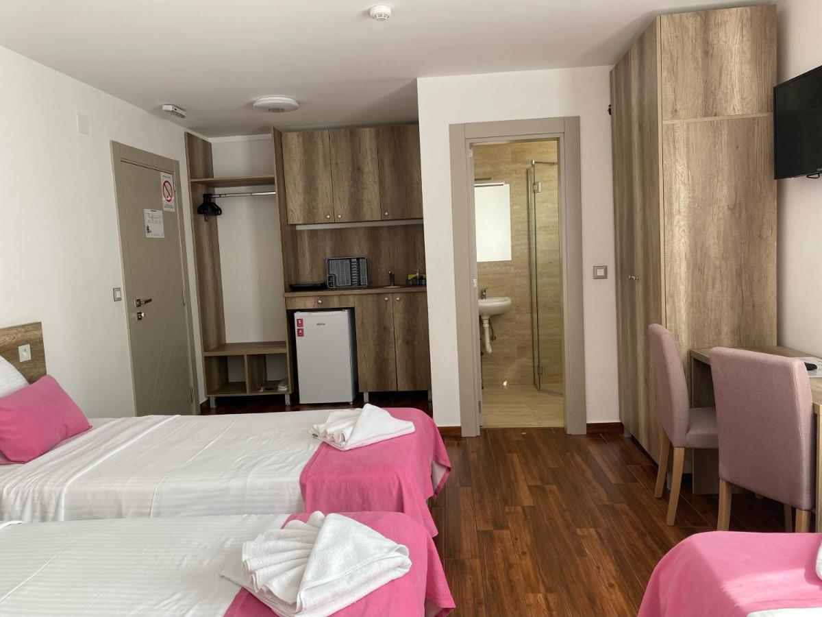 Dona, Altina Aparthotel Beograd Ngoại thất bức ảnh